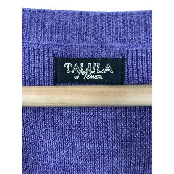 Talula Aritzia Button Down Sweater Cardigan Size M - Picture 2 of 5